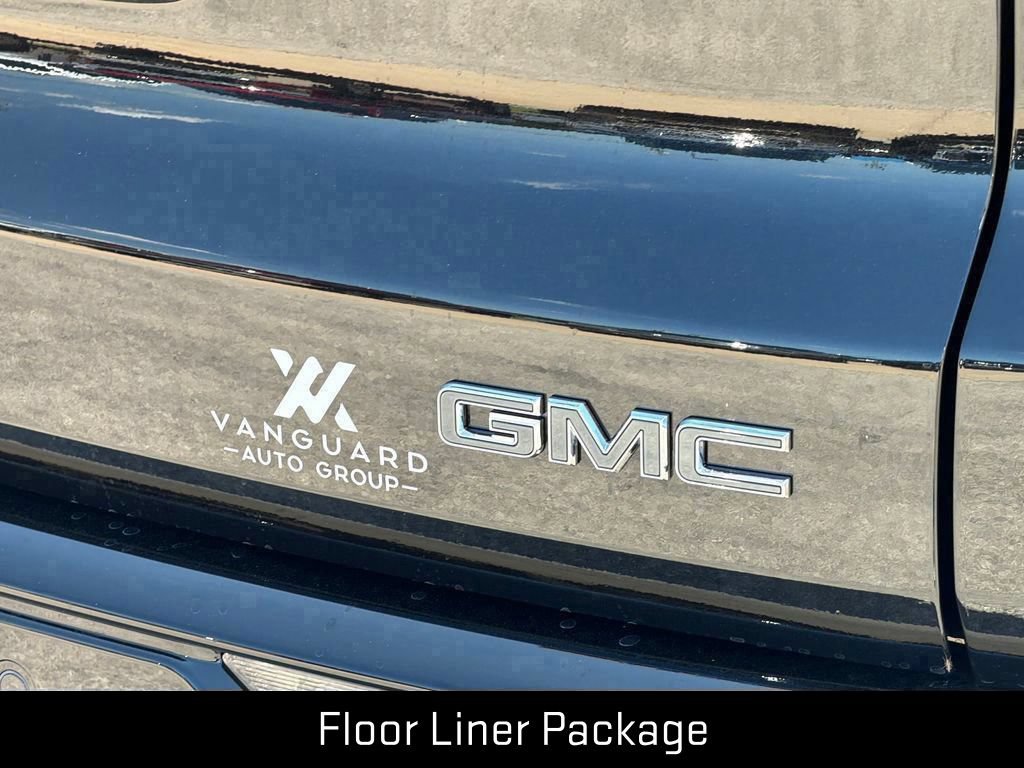 New 2026 GMC Acadia Denali Ultimate w/ LPO, Floor Liner Package AWD/4WD image 4