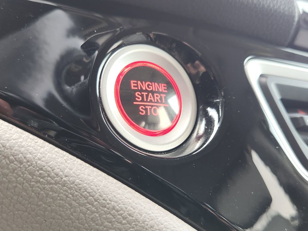 Used 2017 Honda Pilot Touring image 20