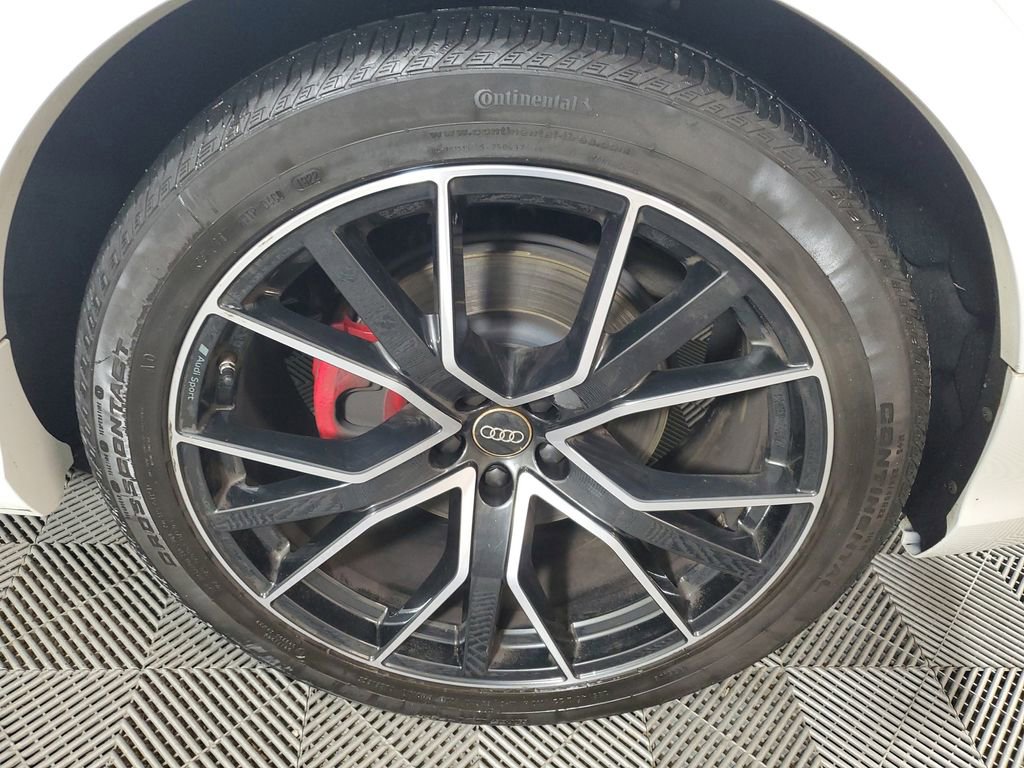 Used 2022 Audi SQ8 Premium Plus w/ Black Optic Package image 10