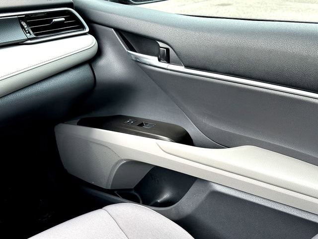 Used 2023 Toyota Camry LE FWD image 26