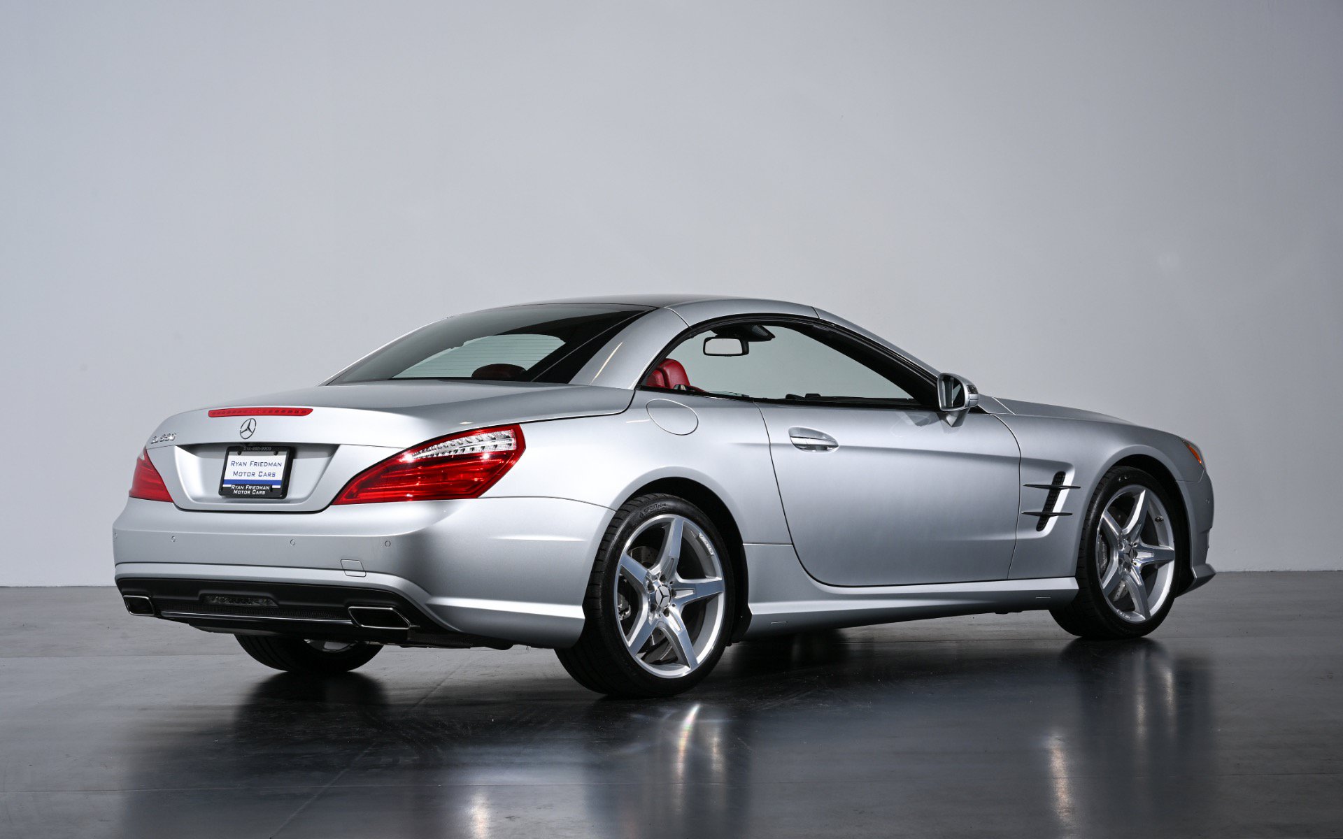 Used 2014 Mercedes-Benz SL 550 image 24