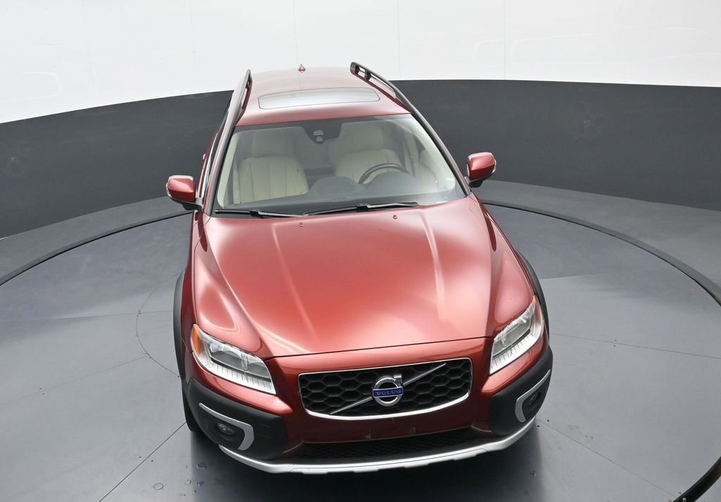 Used 2015 Volvo XC70 T6 w/ Proximity Package AWD/4WD image 30