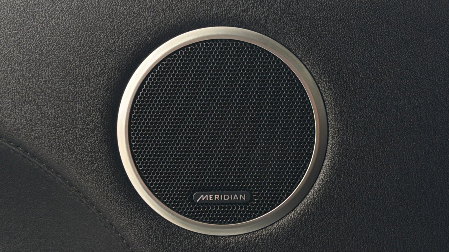 Used 2016 Land Rover Range Rover HSE image 38