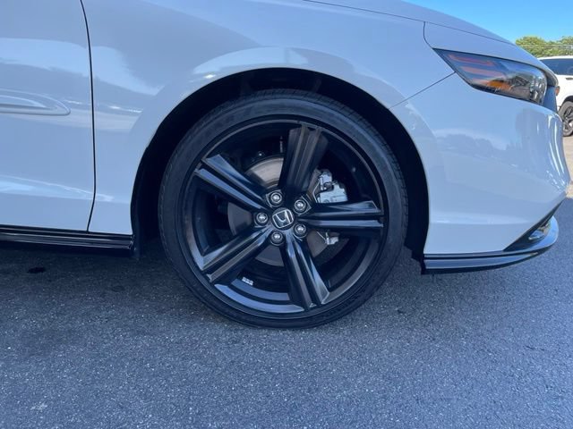Used 2023 Honda Accord Sport image 32