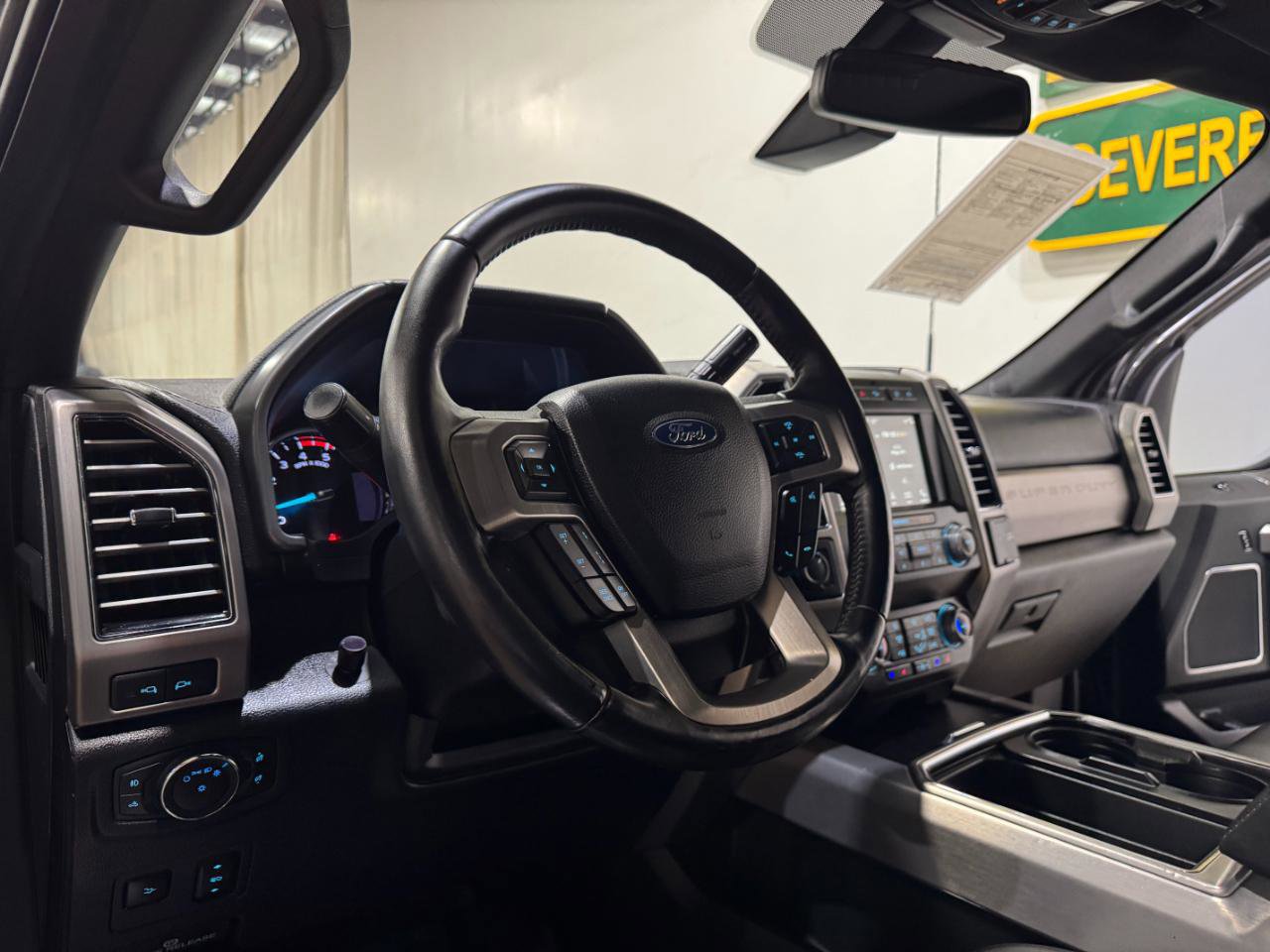Used 2019 Ford F250 Platinum w/ Platinum Ultimate Package AWD/4WD image 11