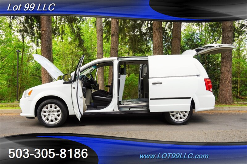 Used 2014 RAM C/V Tradesman w/ UConnect Hands-Free Group FWD image 31