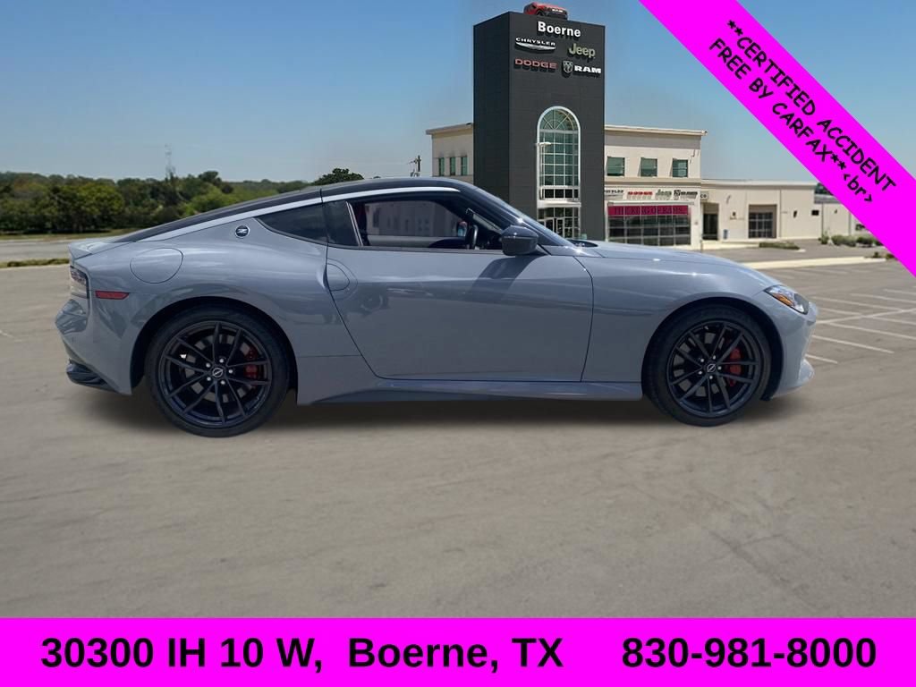 Used 2024 Nissan Z Performance w/ Floor Mat Package RWD image 2
