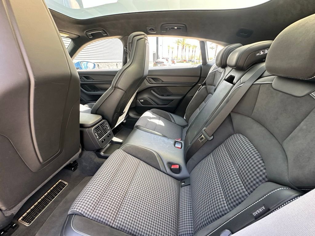 Certified 2025 Porsche Taycan 4S image 37