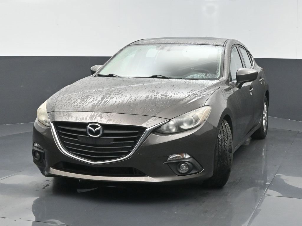 Used 2016 MAZDA MAZDA3 i Touring w/ Popular Equipment Package image 3