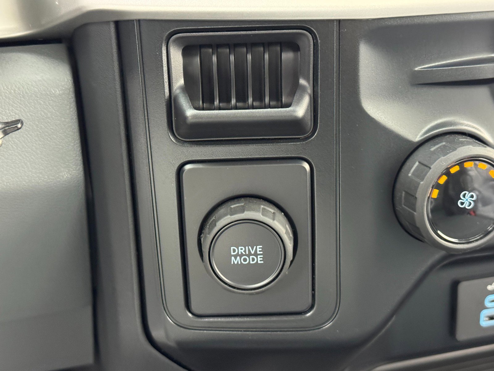 Used 2025 Ford F350 XL w/ XL Driver Assist Package image 23