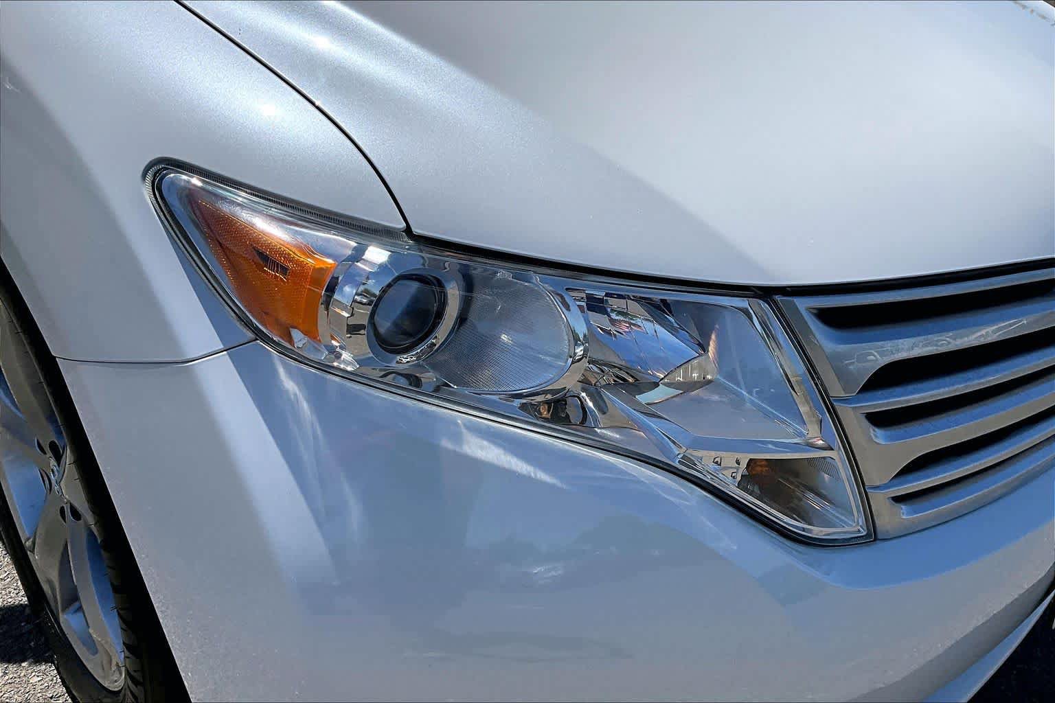 Used 2011 Toyota Venza AWD w/ Premium Pkg #2 image 27