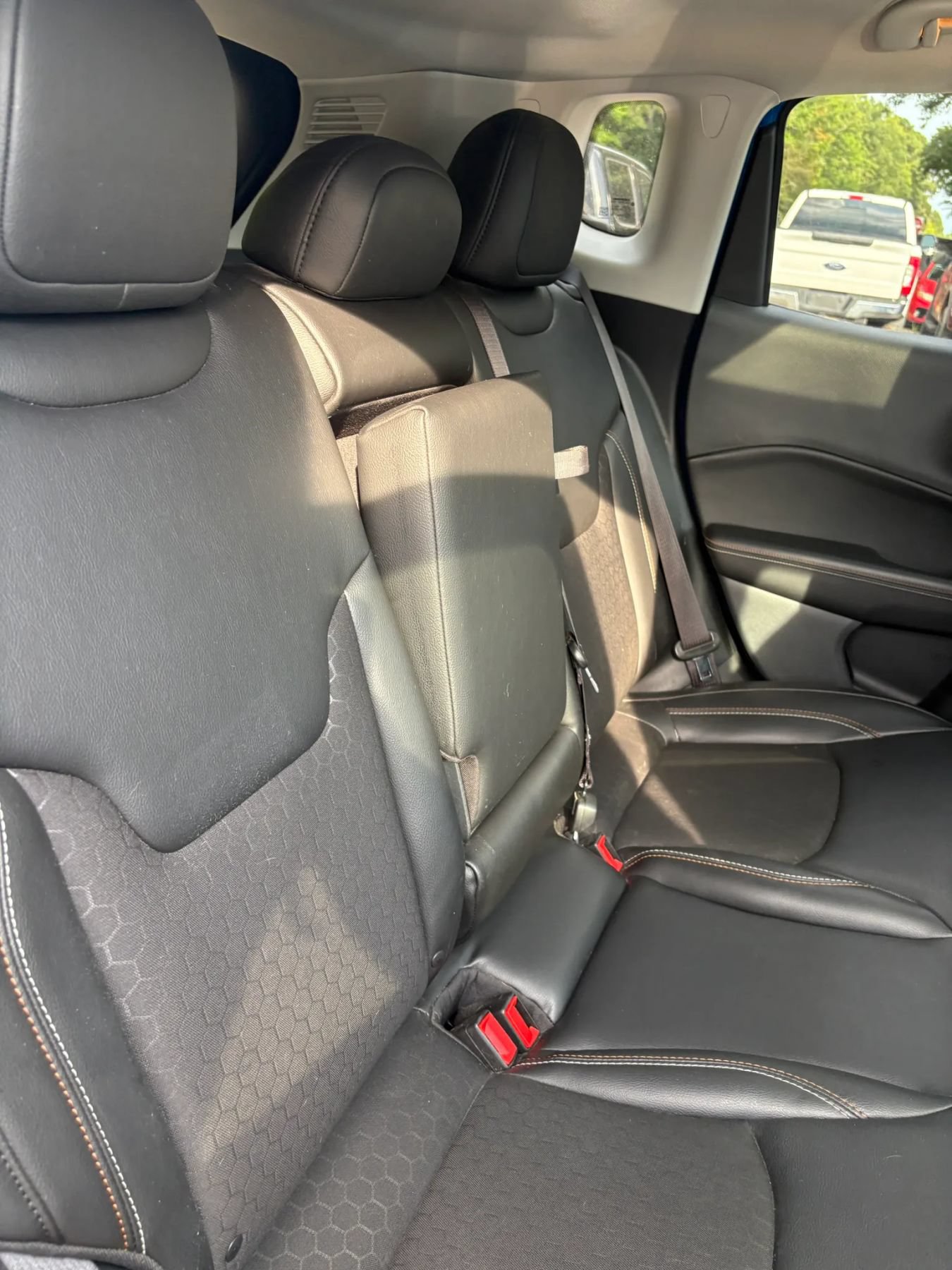 Used 2021 Jeep Compass Latitude w/ Sun and Sound Group AWD/4WD image 22