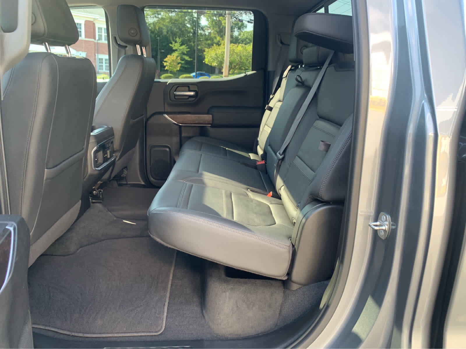 Used 2020 GMC Sierra 1500 Denali w/ Denali Ultimate Package image 23