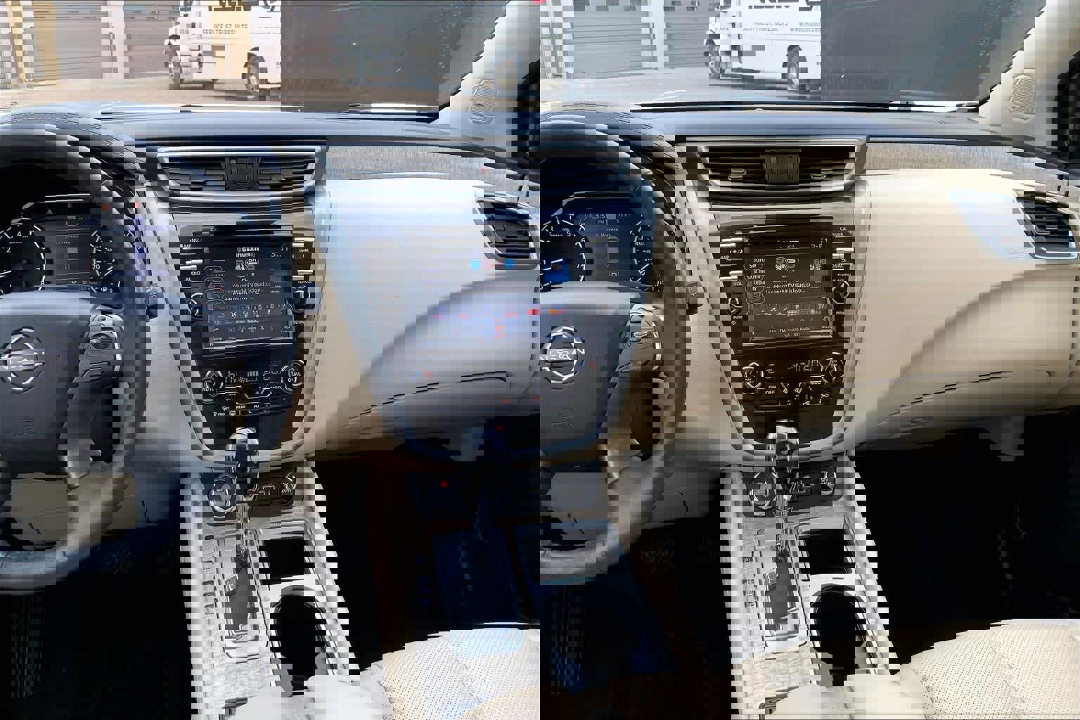 Used 2023 Nissan Murano SL w/ SL Moonroof Package image 7