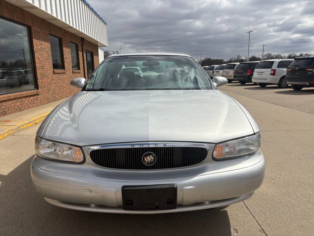 Used 2004 Buick Century Custom image 2
