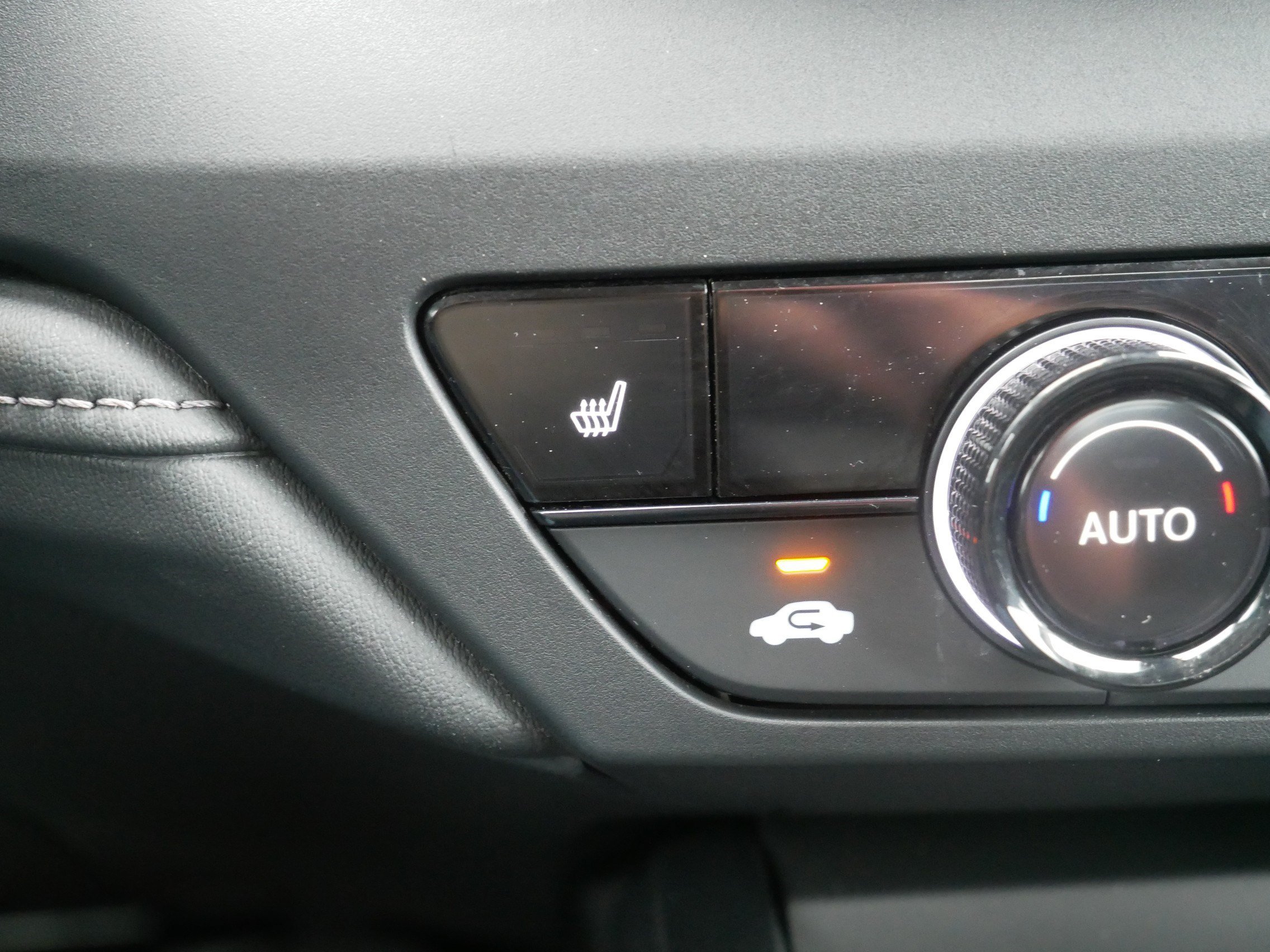 Certified 2023 Honda Accord EX image 27