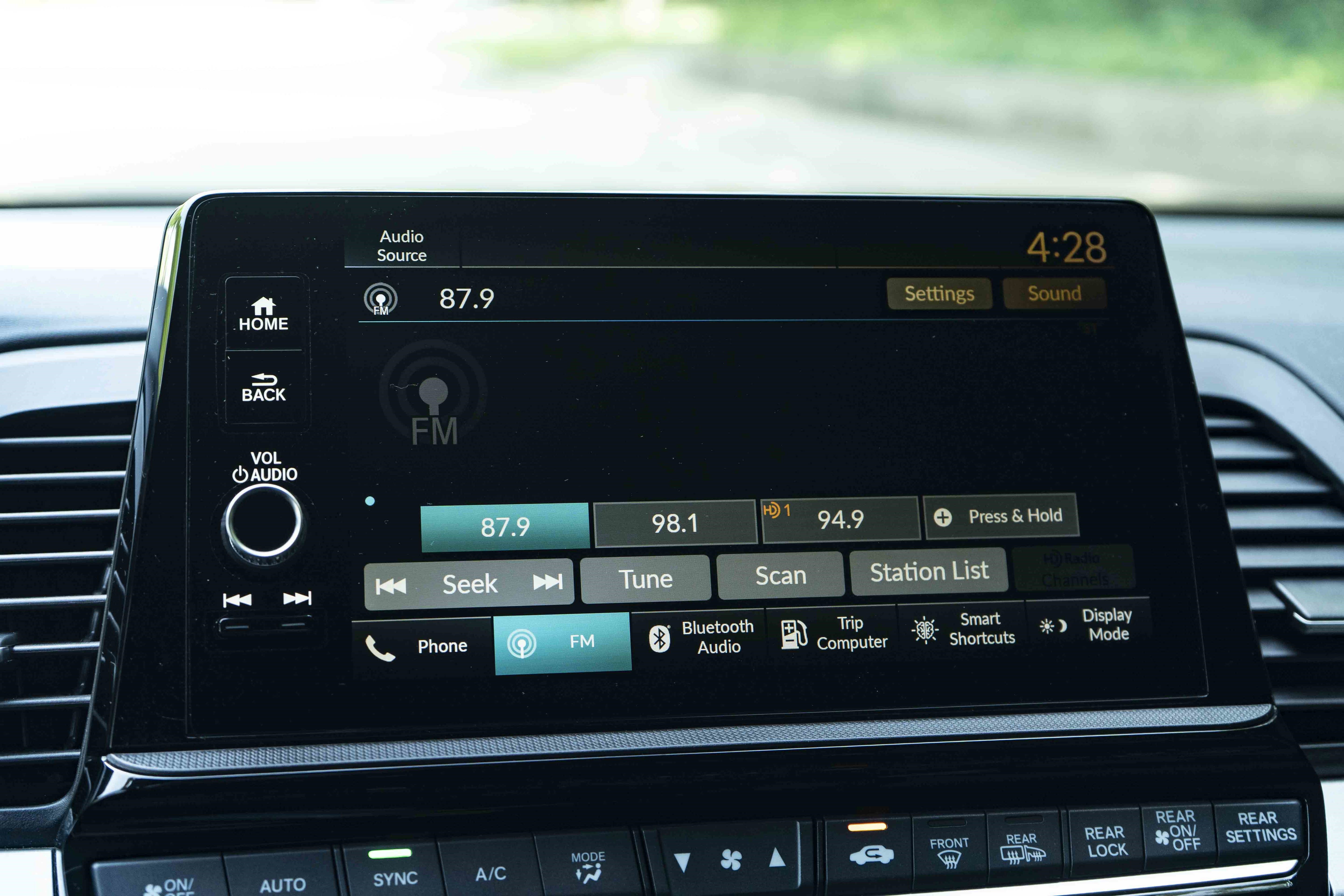 Used 2025 Honda Odyssey Sport-L image 30