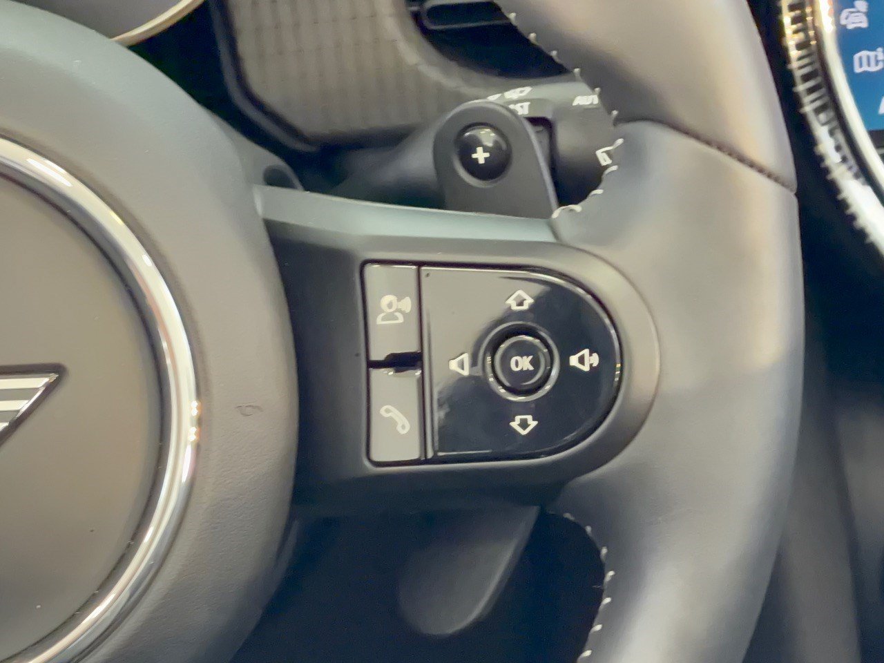 Certified 2024 MINI Cooper S w/ Seaside Edition FWD image 19