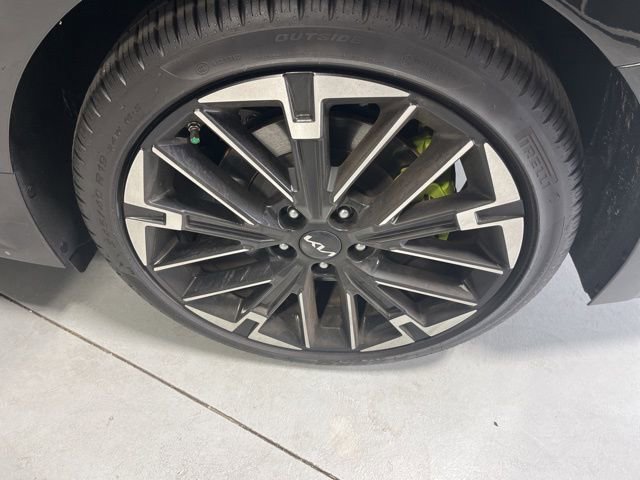 Used 2025 Kia K5 GT image 33