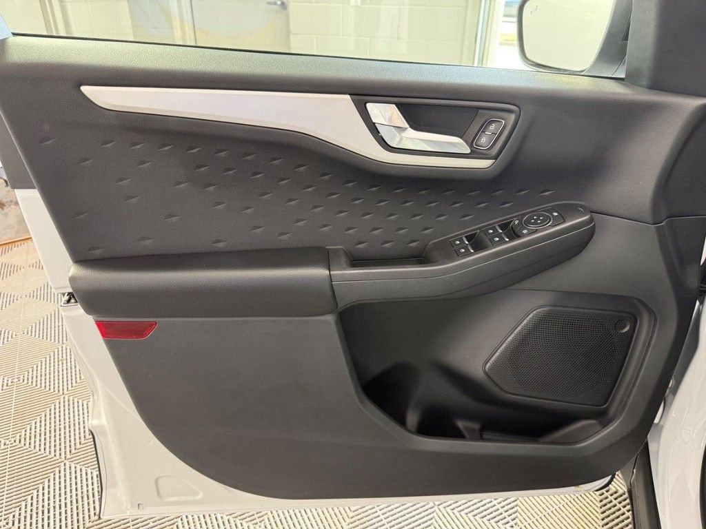 Used 2020 Ford Escape SE Sport AWD/4WD image 19