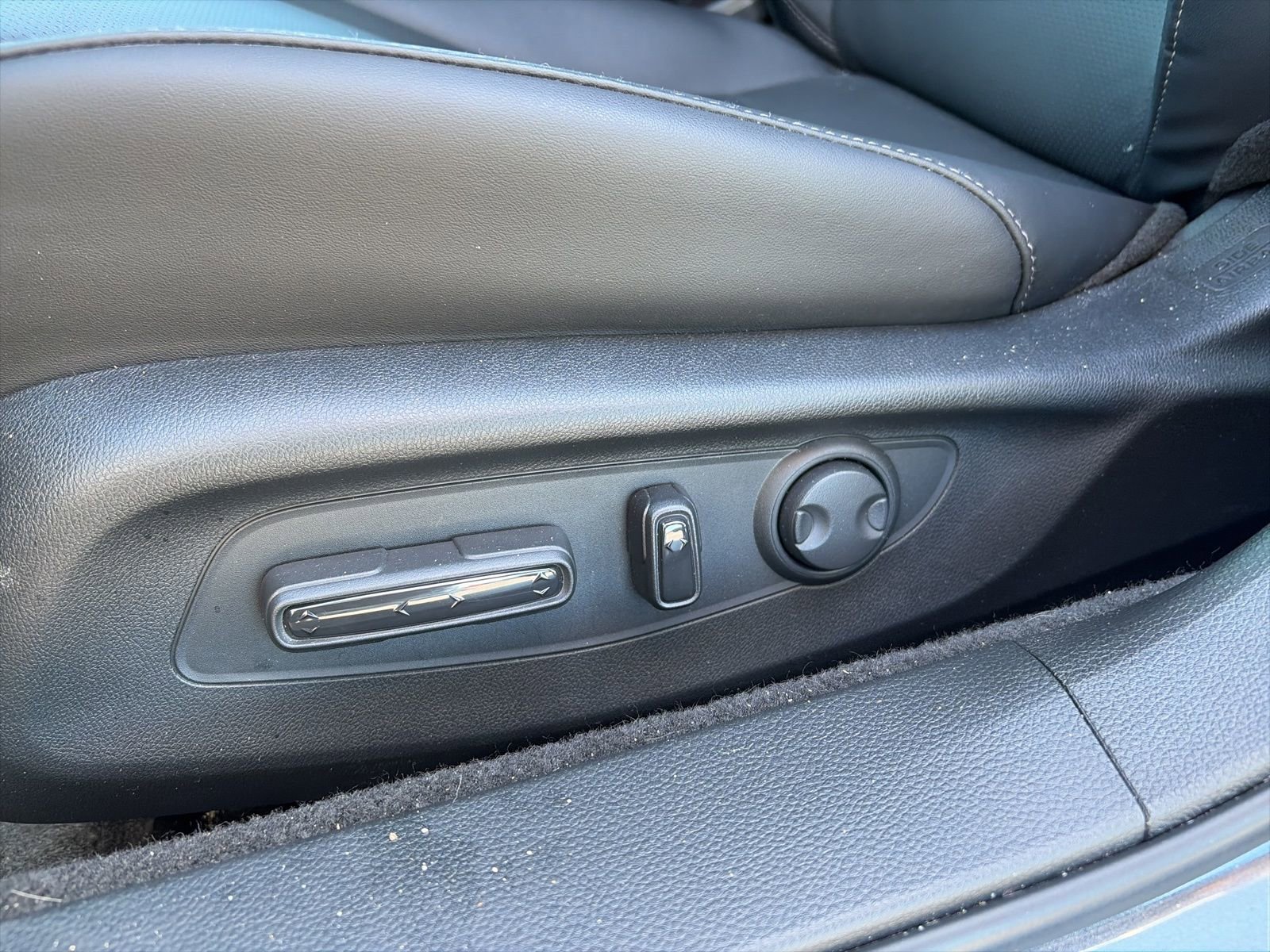 Used 2025 Honda Accord EX-L image 13