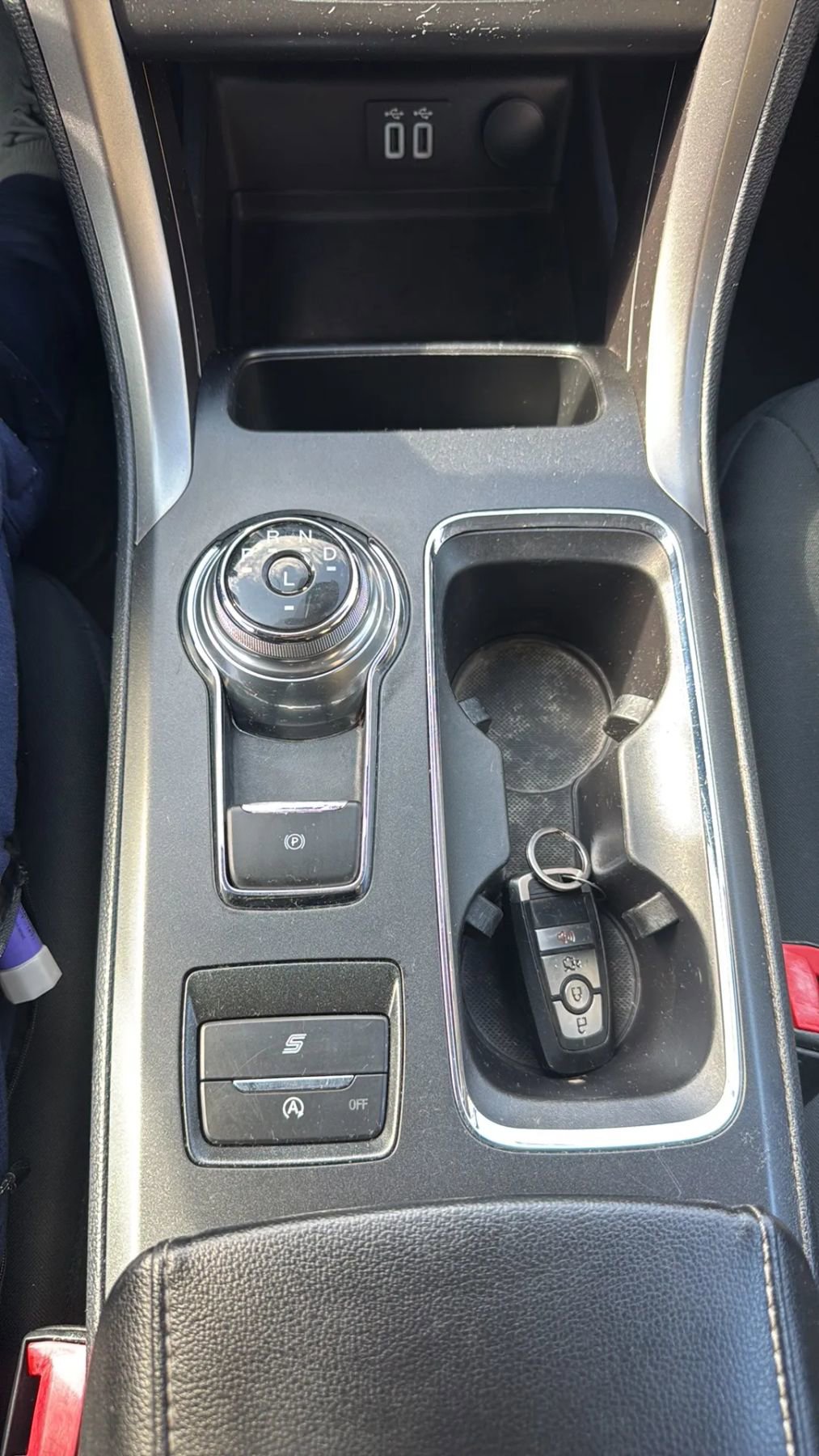 Used 2020 Ford Fusion SE image 20