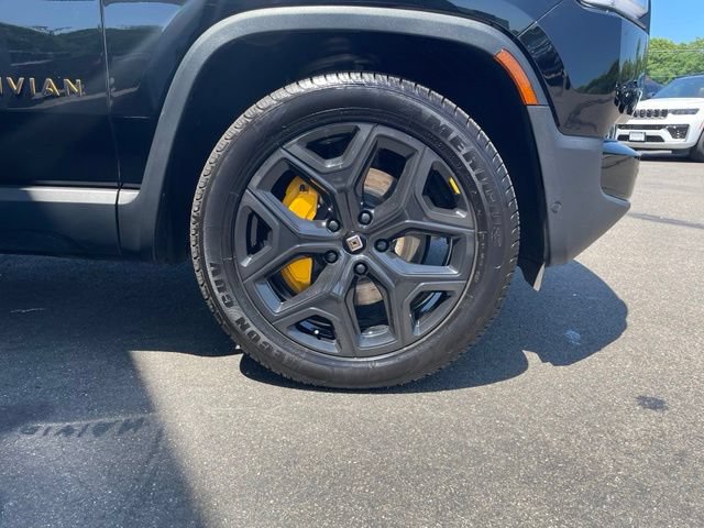 Used 2025 Rivian R1T Premium AWD/4WD image 39