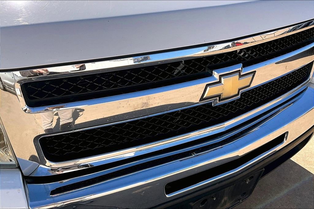 Used 2011 Chevrolet Silverado 1500 LT w/ Regional Value Package image 36