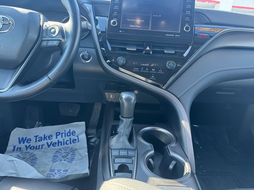 Used 2023 Toyota Camry XSE image 11