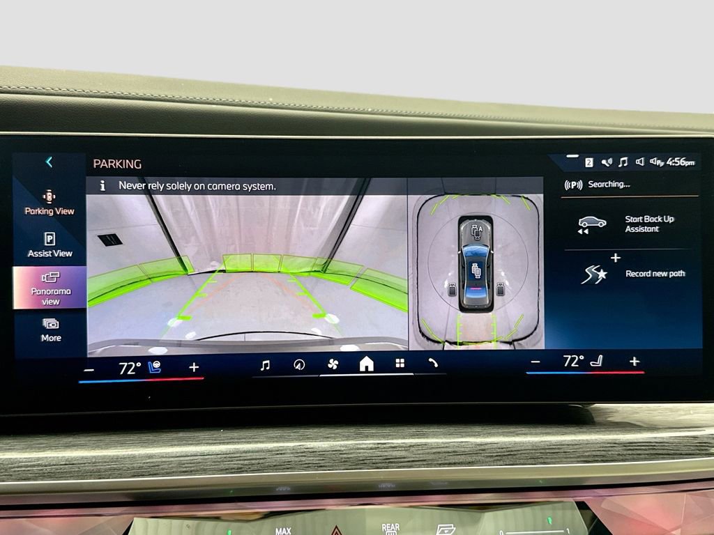 Certified 2025 BMW i7 eDrive50 w/ M Sport Package RWD image 15