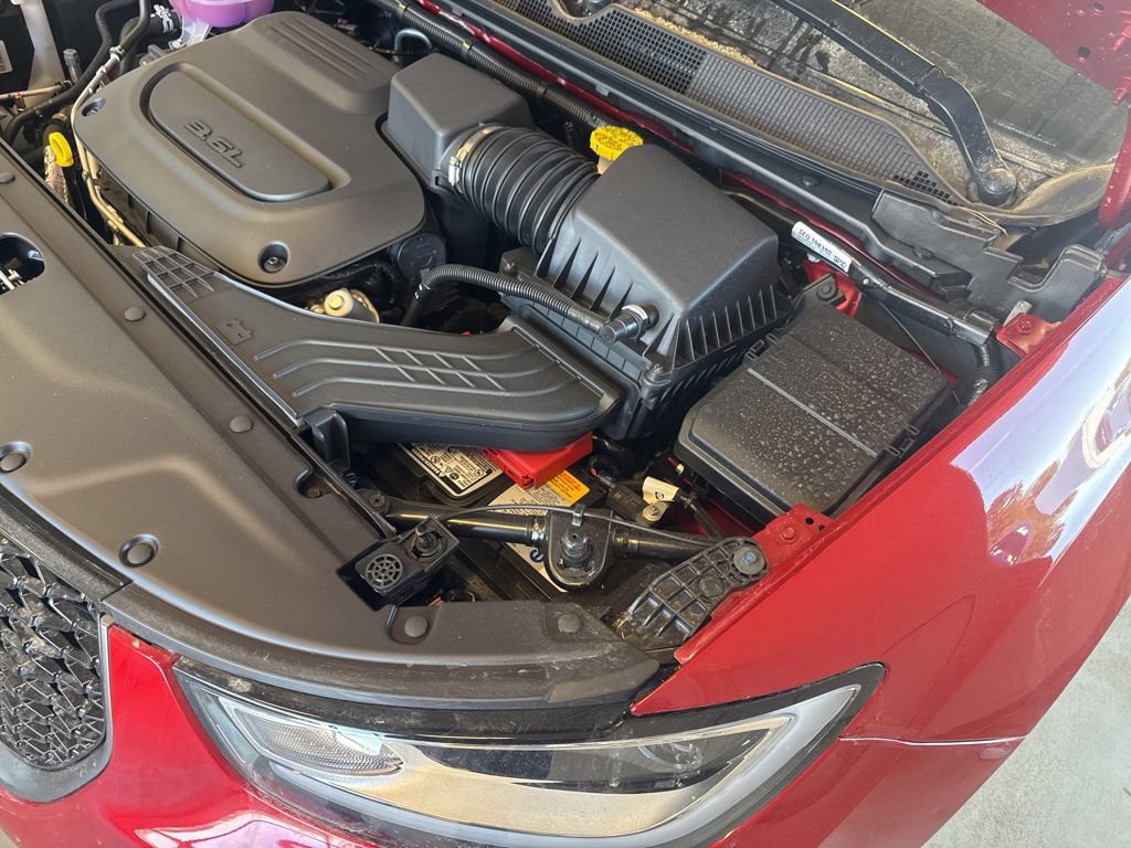 New 2026 Chrysler Pacifica Select FWD image 18