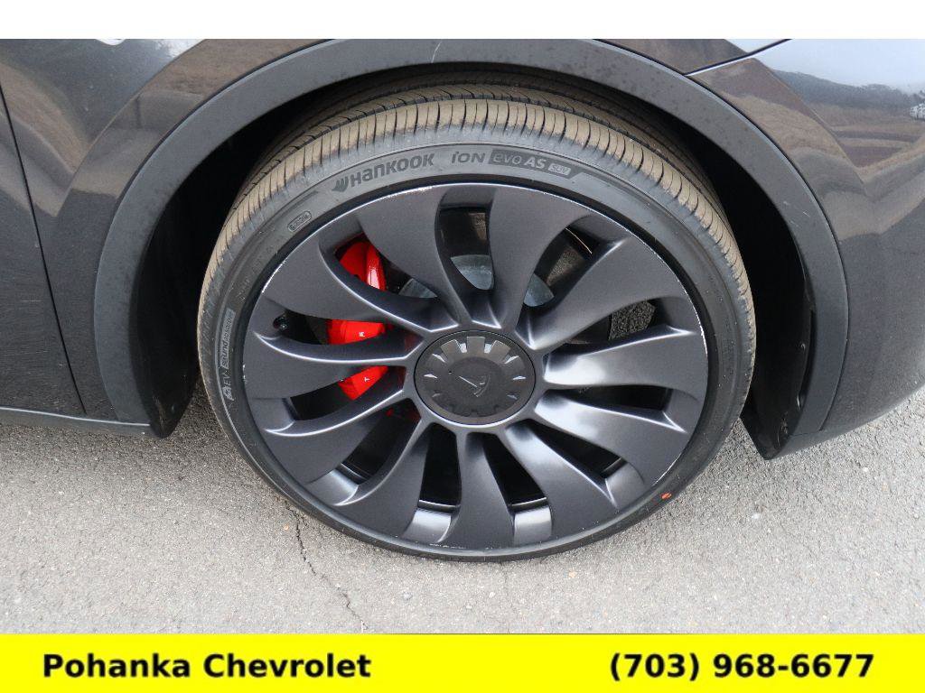 Used 2024 Tesla Model Y Performance image 26