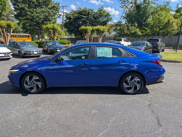 Certified 2025 Hyundai Elantra Sport FWD image 7
