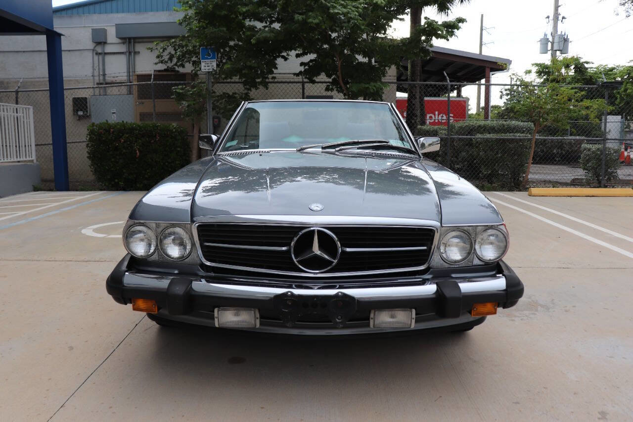 Used 1989 Mercedes-Benz 560 SL image 5