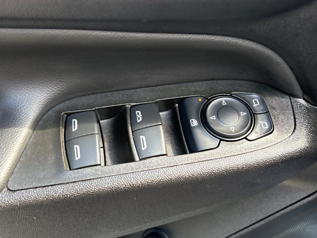 Used 2024 Chevrolet Equinox LT AWD/4WD image 24