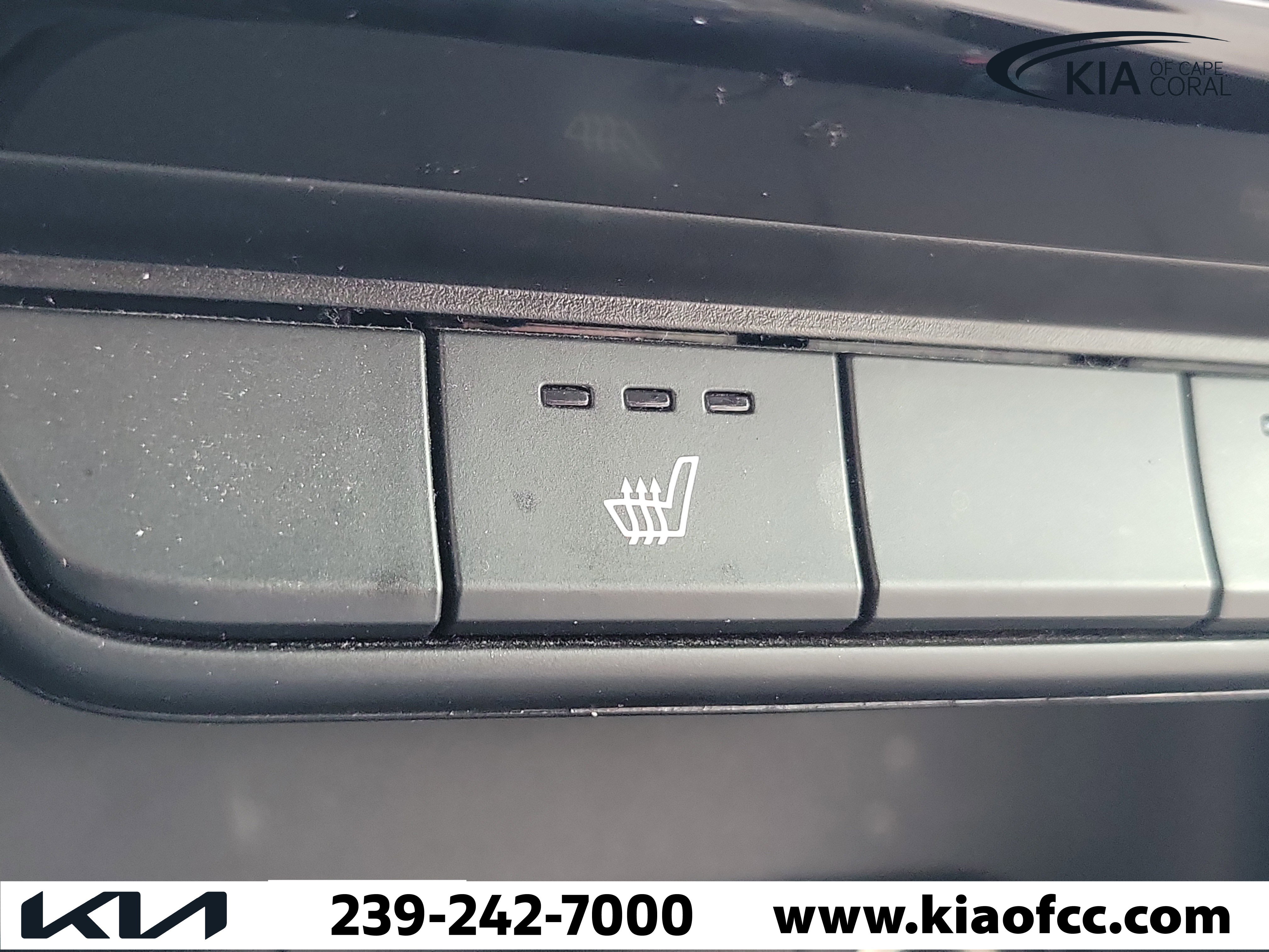 Used 2021 Kia Sportage S w/ S FWD Premium Package image 28