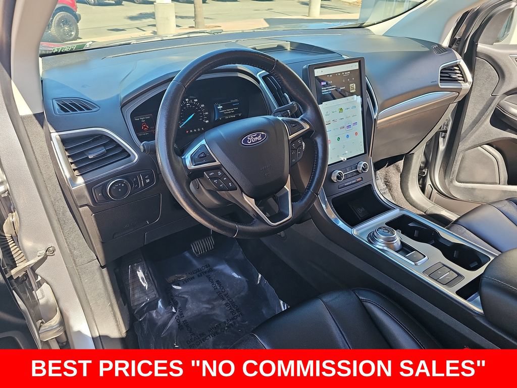 Used 2022 Ford Edge Titanium w/ Equipment Group 301A AWD/4WD image 16