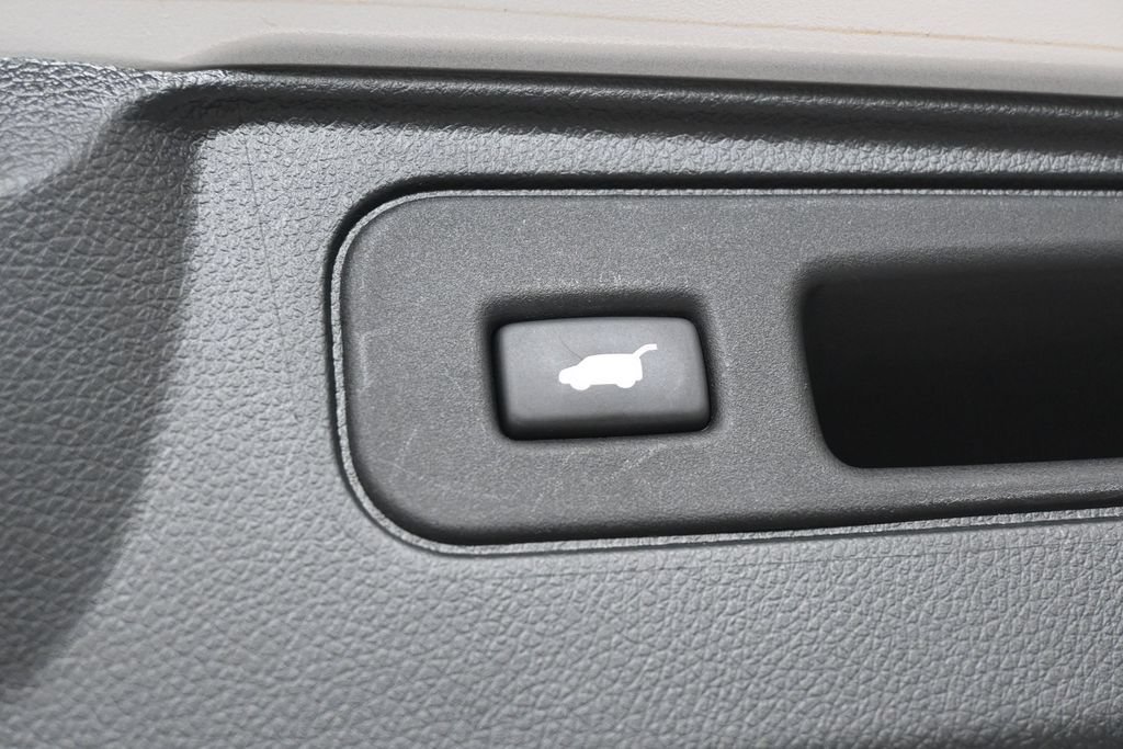 Used 2023 Honda Passport EX-L image 38