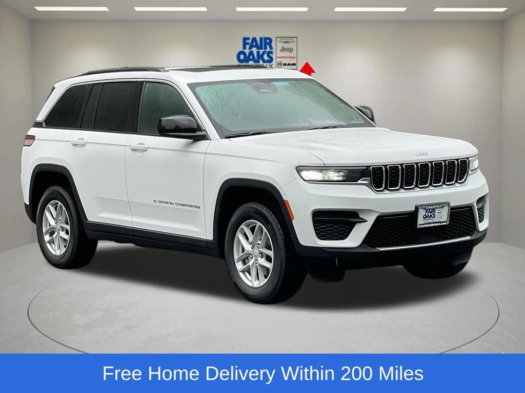 New 2026 Jeep Grand Cherokee Laredo X AWD/4WD image 1