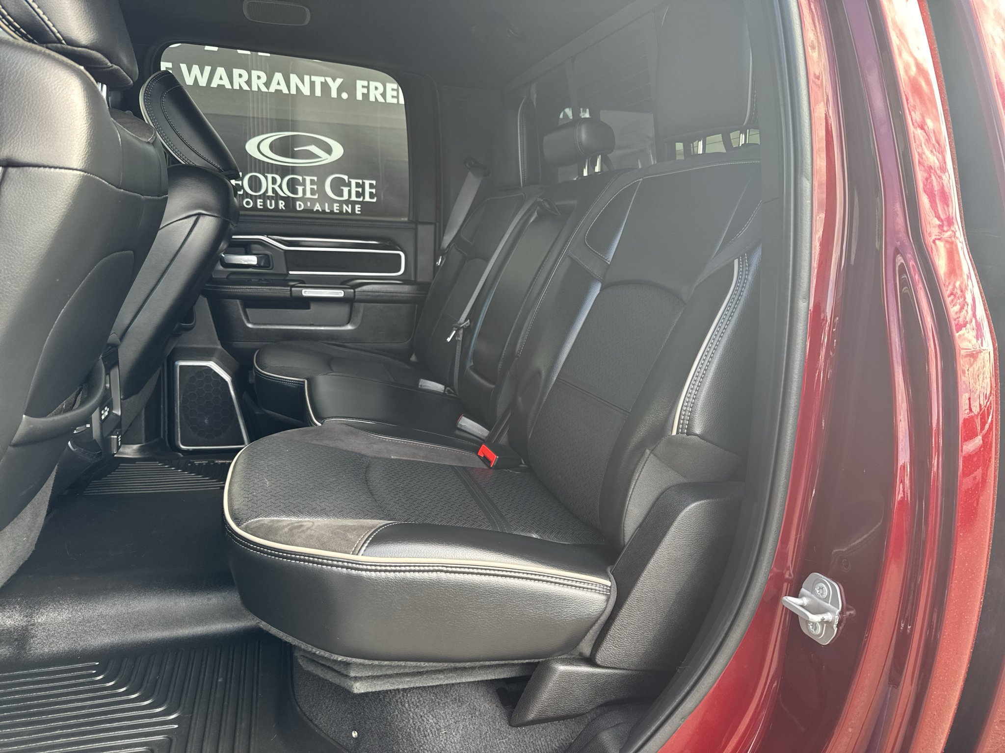 Used 2019 RAM 3500 Laramie AWD/4WD image 12