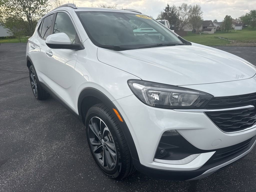 Used 2023 Buick Encore GX Select AWD/4WD image 20