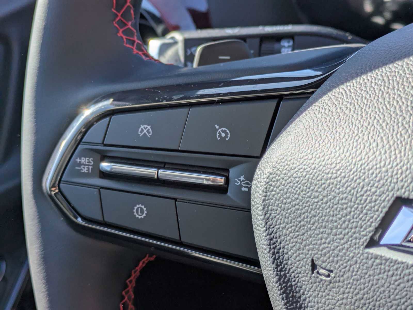 New 2026 Chevrolet Equinox RS image 24