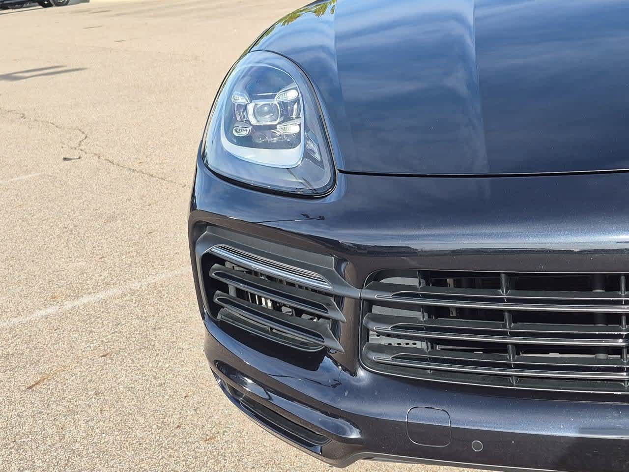 Used 2022 Porsche Cayenne S AWD/4WD image 10