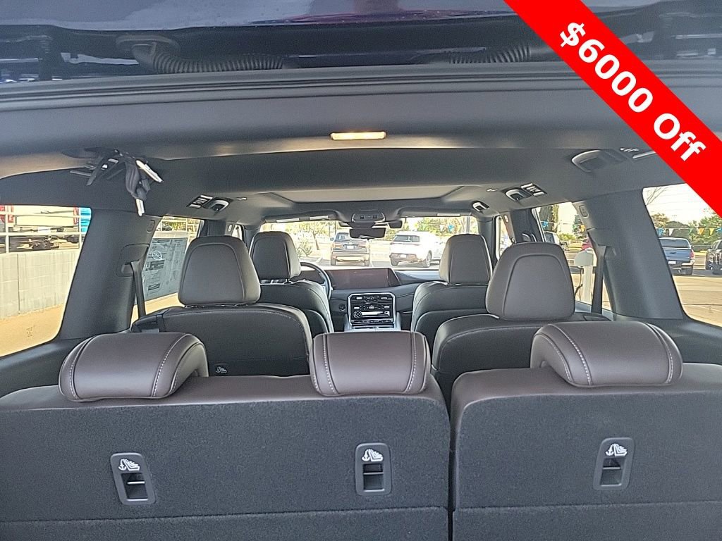 New 2025 Nissan Armada Platinum image 15