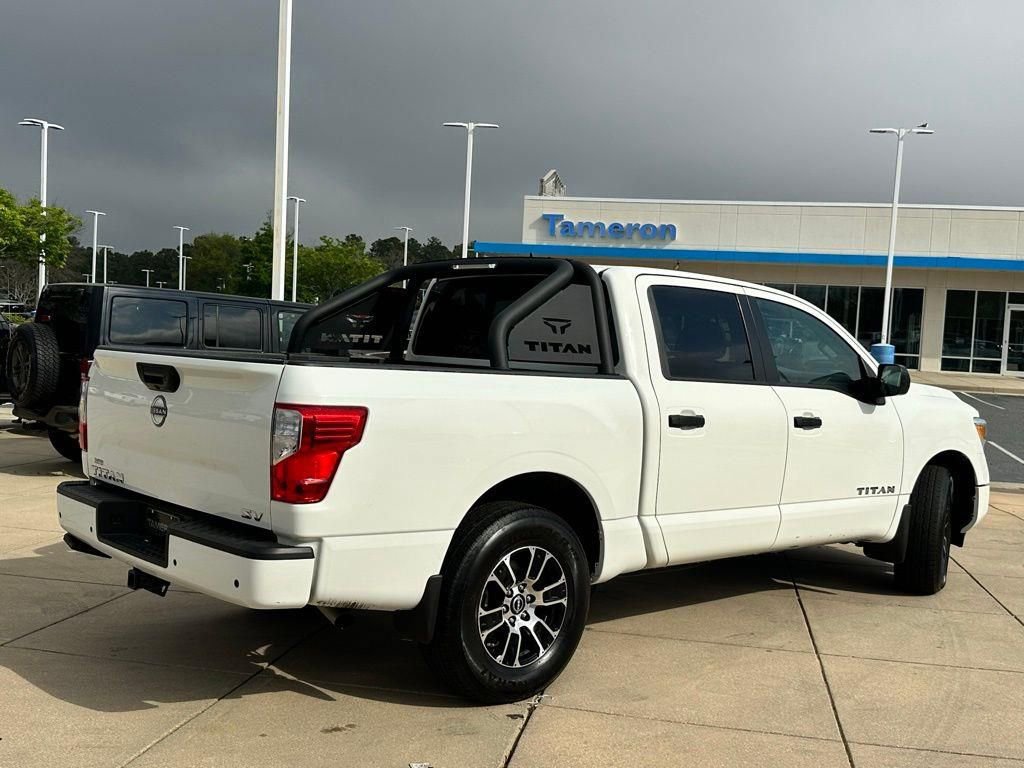 Used 2024 Nissan Titan SV w/ SV Convenience Package image 24