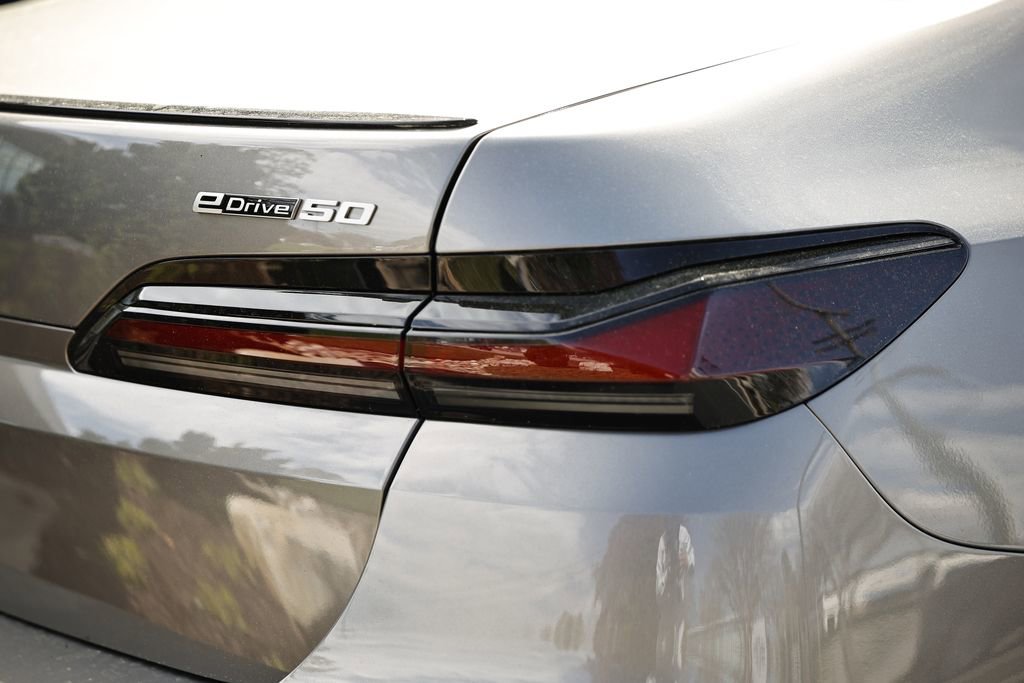 New 2026 BMW i7 eDrive50 w/ M Sport Package image 9
