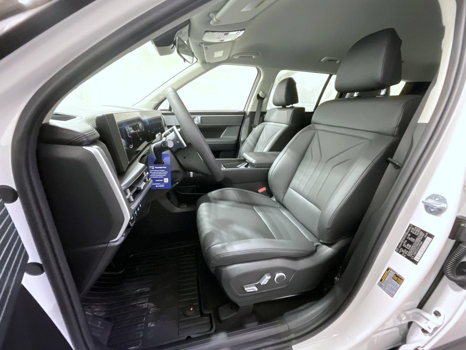 New 2026 Hyundai Santa Fe SEL AWD/4WD image 11