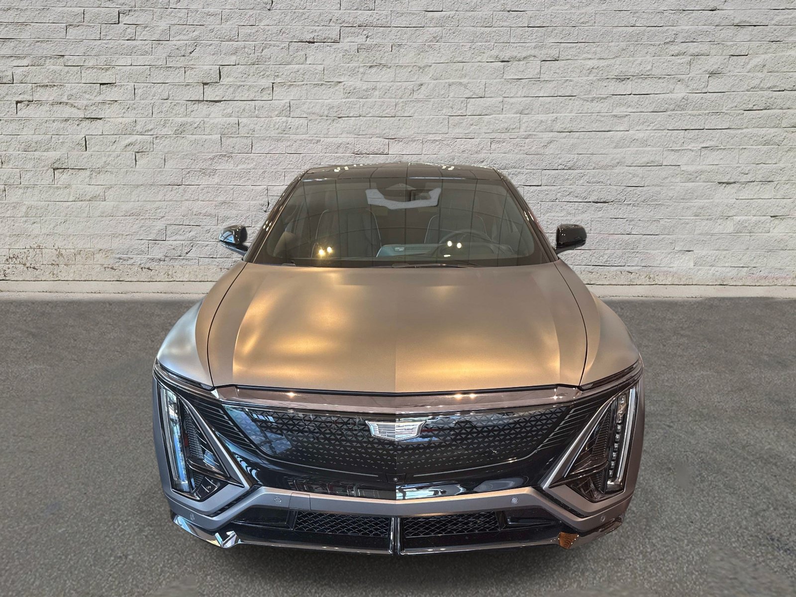 New 2026 Cadillac Lyriq V AWD/4WD image 2