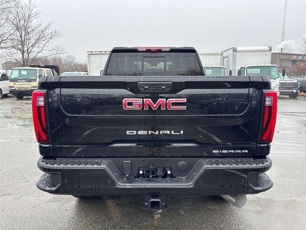 New 2026 GMC Sierra 3500 Denali w/ Denali Reserve Package image 3