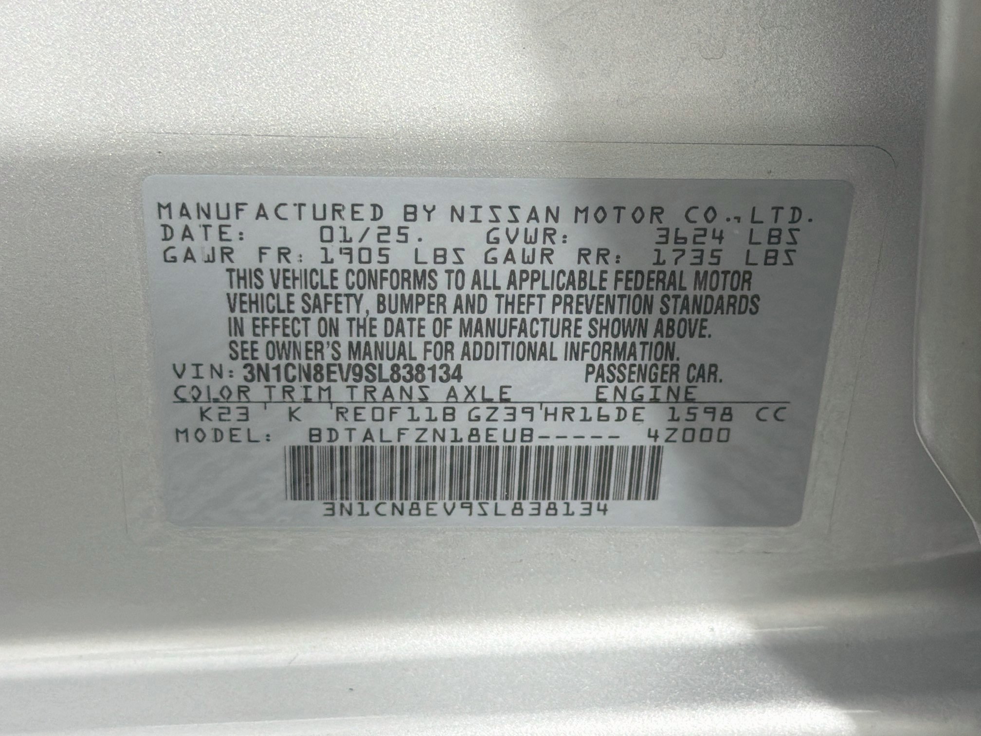 Used 2025 Nissan Versa SV FWD image 12